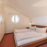 Elegant Eingerichtete Διαμέρισμα Granzow